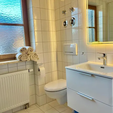 Selina - Mit Sommer Bergbahn Unlimited * فيشن